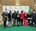 La Junta entrega al Proyecto ODÖS ‘Bandera de Andalucía a los Valores Humanos’