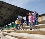 Firmado el inicio de obras para el graderío del Estadio Municipal y las pistas polideportivas