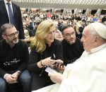 El Papa recibe a miembros del grupo de teatro San Francisco Solano