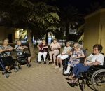 Entrevista/ Vecinas del Barrio Gran Capitán denuncian el abandono del Paseo de las Mercedes