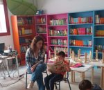 El AMPA Casas Nuevas abre el ciclo cultural “Dibuja tu historia” con teatro y la reapertura de la biblioteca