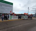 CCOO se concentra en el Hospital de Montilla para exigir más contrataciones y el cumplimiento de lo pactado