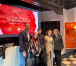 El profesor Jesús Rivas  recibe el premio por el proyecto educativo “Ecos de Cultura”