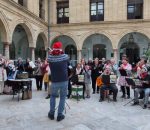 El Coro «La Tradición» lleva el espíritu navideño a la Residencia de San Juan de Dios