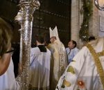La apertura de la Puerta Santa marca un nuevo tiempo jubilar en la Basílica de San Juan de Ávila