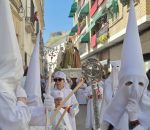 ‘Resurrección y Paz’ ilumina las calles de Montilla con un mensaje de esperanza