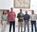 Copé pone en valor el Plan de Confort Térmico en su visita al IES Inca Garcilaso
