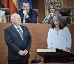 Rosa Mª Rodríguez toma posesión de su escaño en el Parlamento andaluz con un homenaje a las mujeres que “abrieron camino”